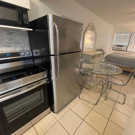 Cozy Downtown Apartments On Water Fort Lauderdale Bagian luar foto