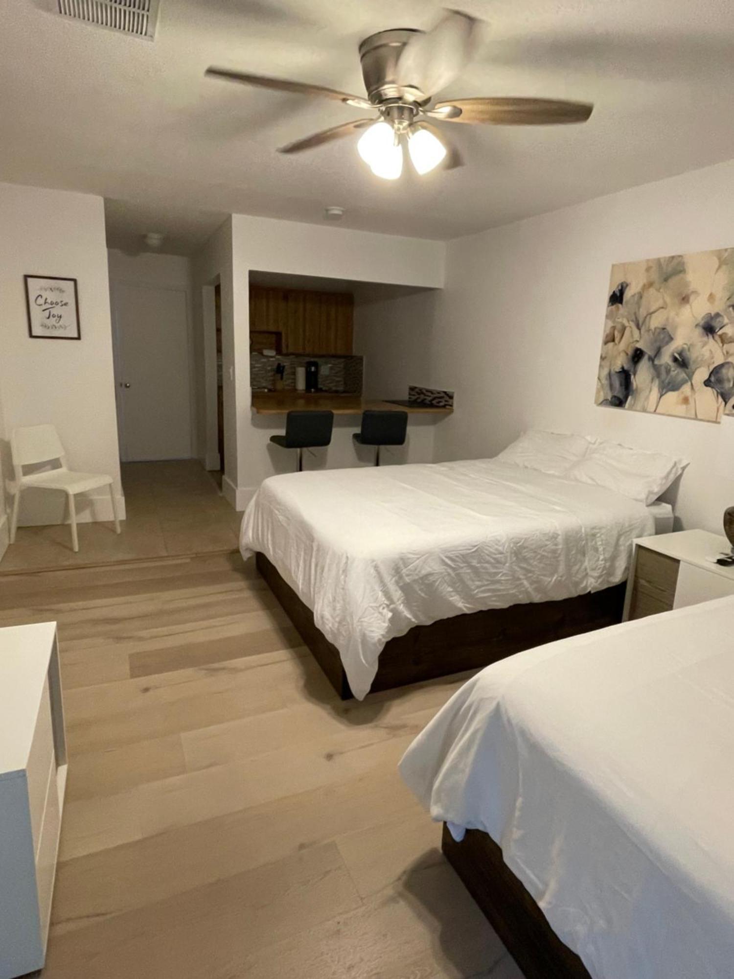 Cozy Downtown Apartments On Water Fort Lauderdale Bagian luar foto