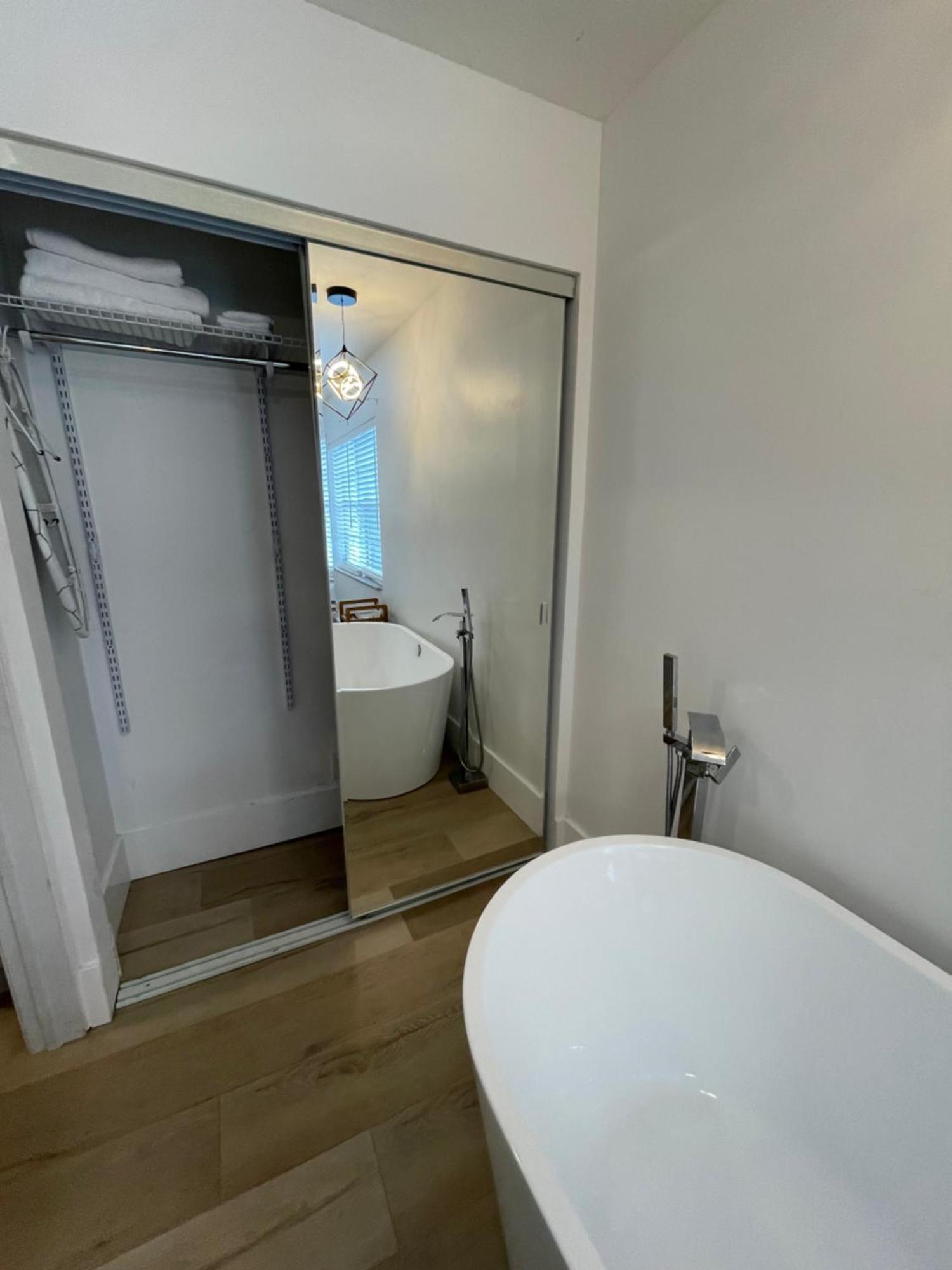 Cozy Downtown Apartments On Water Fort Lauderdale Bagian luar foto