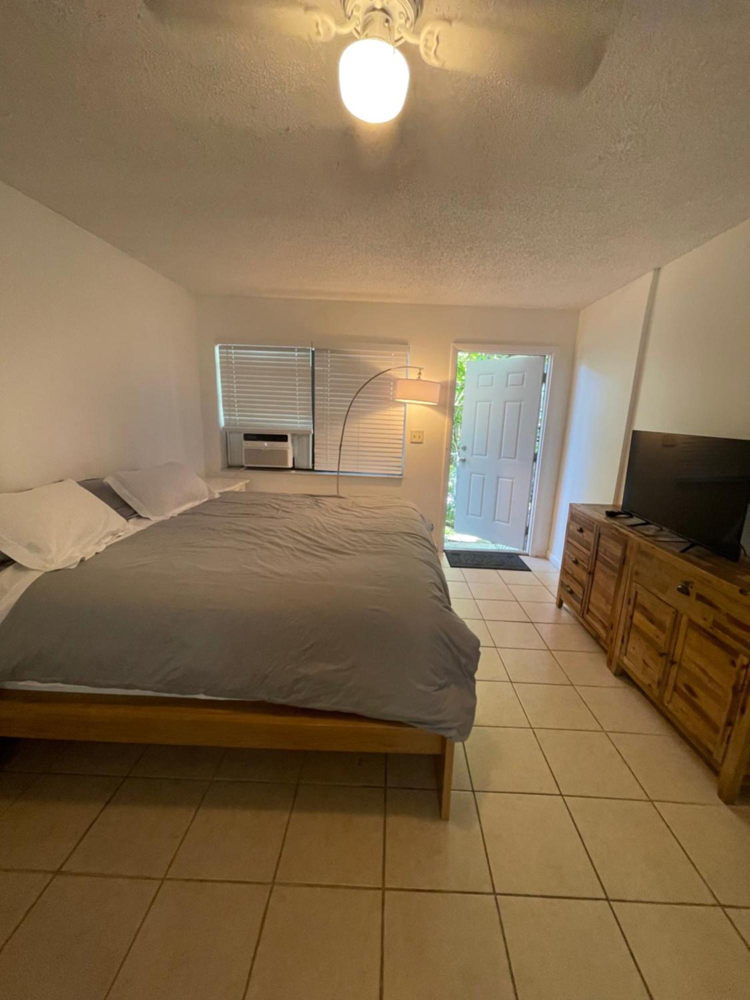 Cozy Downtown Apartments On Water Fort Lauderdale Bagian luar foto