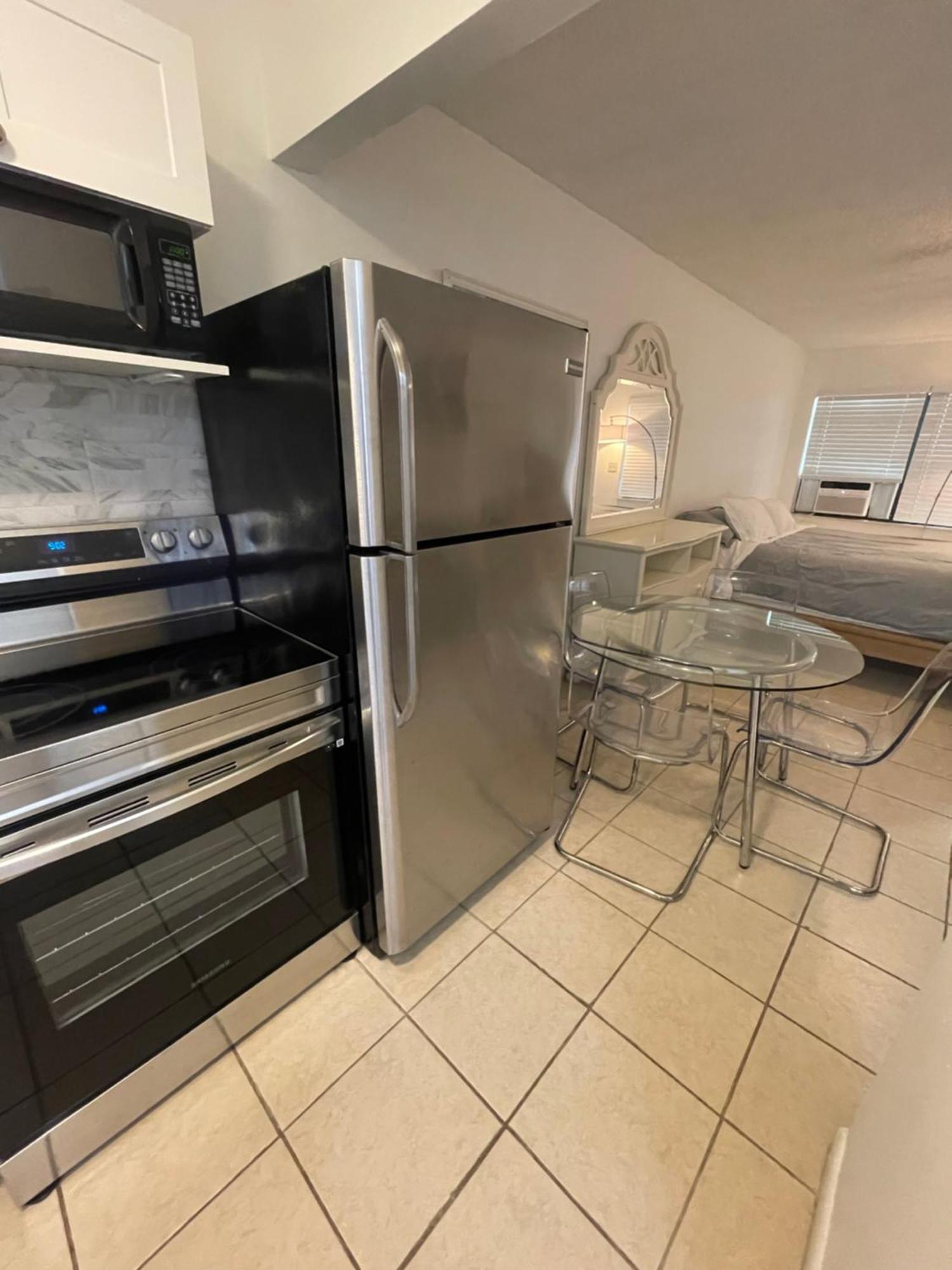 Cozy Downtown Apartments On Water Fort Lauderdale Bagian luar foto